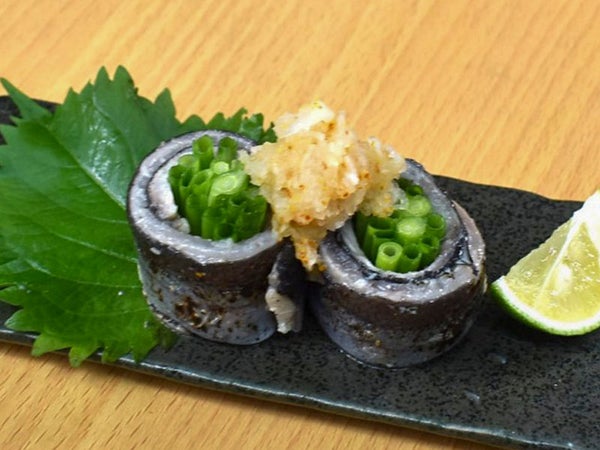 三陸炙り〆さんまの小ねぎロール